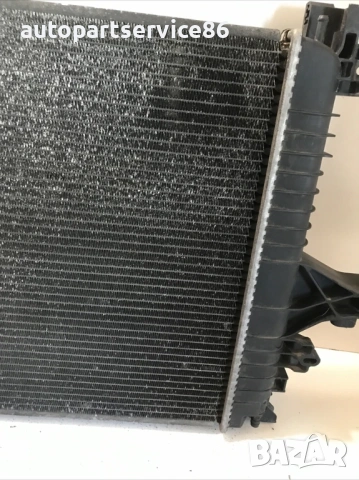 Радиатор за охлаждаща течност за вода за Volvo S60 2.5D D5 (2004) 30723909, снимка 2 - Части - 53795524