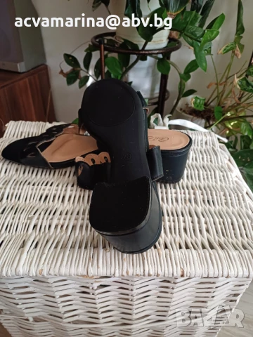 нови черни чехли с ток №40, снимка 3 - Чехли - 51160058