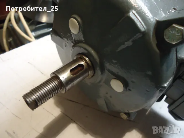 Трифазен ел. мотор 3KW - 2900 об/мин., снимка 3 - Електродвигатели - 49765130