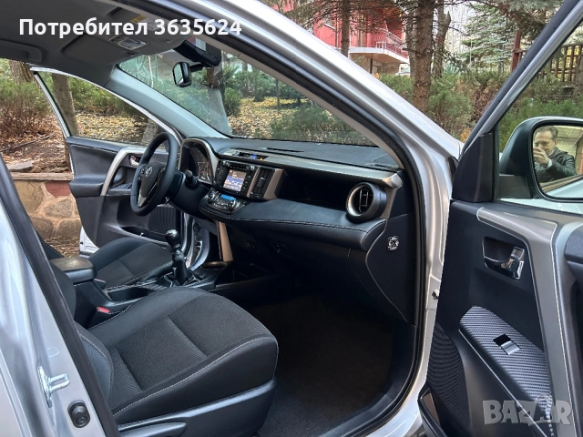Toyota Rav4 2.0 D-4D, 4x4 , 124 к.с.,01. 2015 г, Пълна серв. история !, снимка 7 - Автомобили и джипове - 52273954