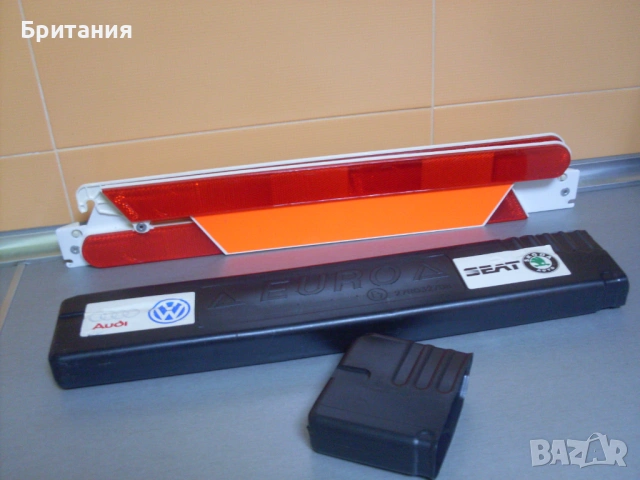 Светлоотразителен авто-триъгълник VW, Seat, Audi, Skoda., снимка 9 - Аксесоари и консумативи - 53936477