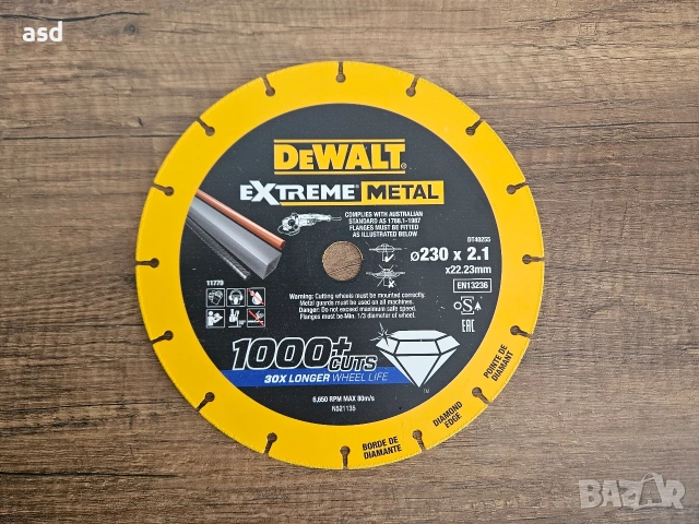 Диамантен диск за рязане на метал DeWALT DT40255, 230 x 22.23 x 2.1 мм