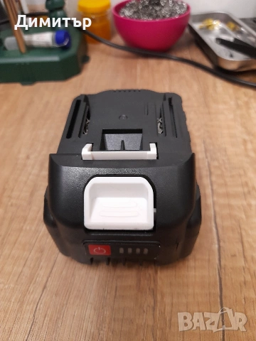 Нови батерии и зарядно устройство Крафт Роял(Kraft World), снимка 2 - Други инструменти - 53758145