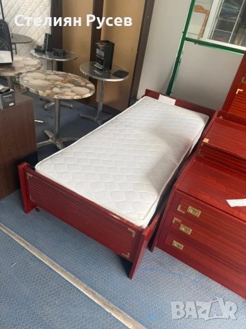  021122 легло с матрак от дърво 190/90см цена 230 лв или 117.60 евро смр -190см / 90см широко -еднол