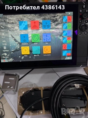 Продавам сонар Simrad NSS12 EVO3 със сонда, снимка 6 - Екипировка - 52709362