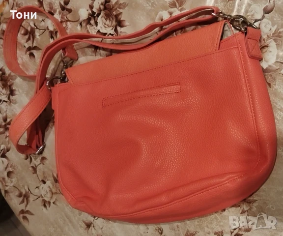 Нова Кожена Дамска Чанта , снимка 7 - Чанти - 51380430