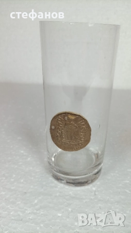 Чаши за безалкохолно с лепната имитация на старинна монета, 4 бр, снимка 4 - Чаши - 52640794