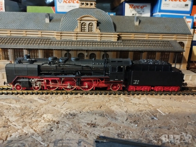 Парен локомотив Roco BR01 H0 1/87, снимка 3 - Колекции - 53633823