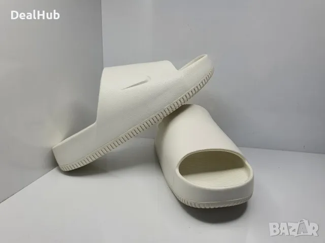 Чехли Nike Calm Slide

Чисто нови с кутия.Цена 69 лв., снимка 2 - Маратонки - 48018748