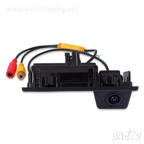 Универсална камера за задно виждане – Audi 2011 – 2012, снимка 5 - Аксесоари и консумативи - 53645846