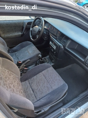 Продавам опел вектра, снимка 8 - Автомобили и джипове - 53771623