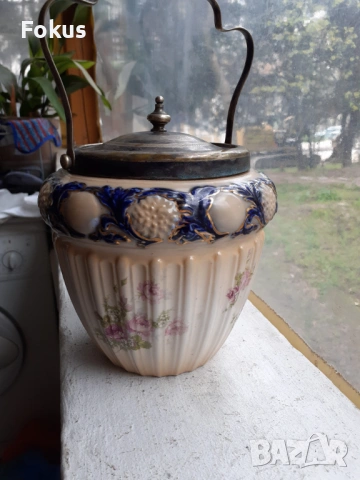 Стар английски порцелан буркан за бисквити George Jones&Sons, снимка 3 - Антикварни и старинни предмети - 53384790