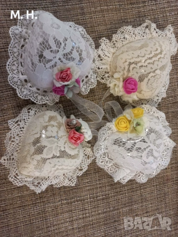 Ръчно декорирани пластмасови сърца в стил Шаби шик , снимка 7 - Декорация за дома - 53122077