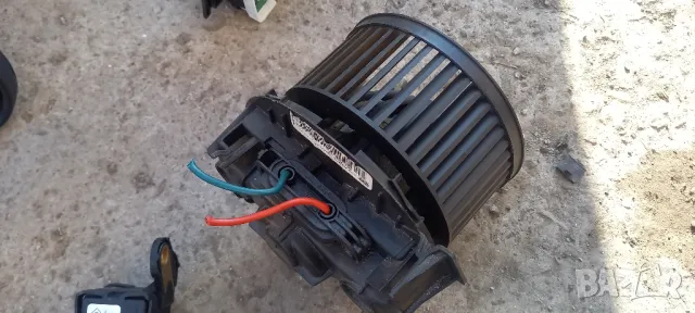 Вентилатор парно Nissan Micra III K12, снимка 2 - Части - 50056342