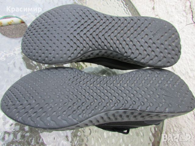 Унисекс маратонки Nike Revolution 5 'Black Anthracite', снимка 11 - Маратонки - 46398366