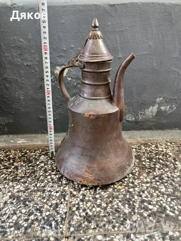 Стар меден ибрик