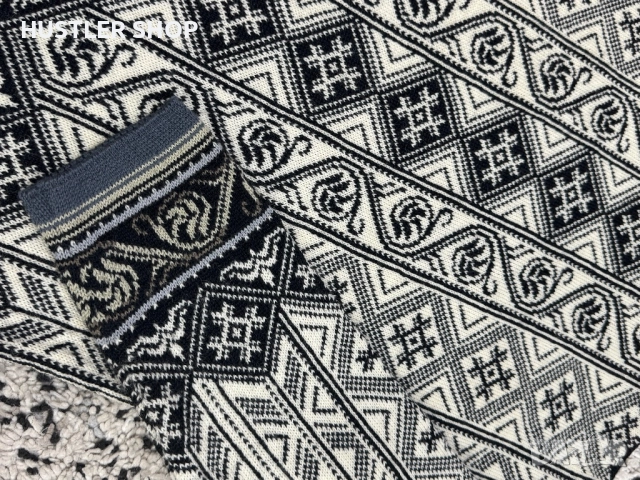 Дамска жилетка DALE OF NORWAY 100% вълна. Размер L, снимка 5 - Жилетки - 52676781