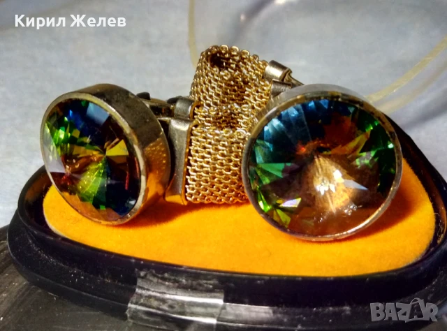 Стари СКЪПОЦЕННИ ПОЗЛАТЕНИ БУТОНЕЛИ MADE in GDR с ЮВЕЛИРНО ФАСЕТИРАН КРИСТАЛ RIVOLI ЛУКС МОДЕЛ 19027