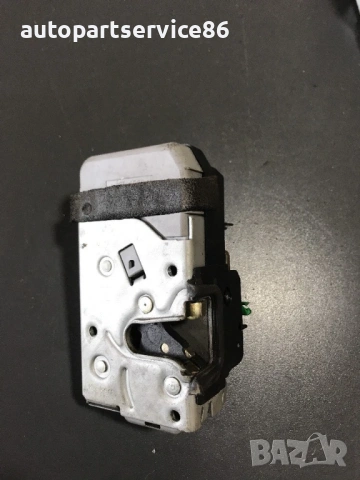 Механизъм за заключване за предна лява врата за Saab 9-5 (2002–2007) 4855177