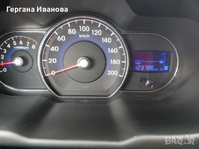 Hyunday i10, снимка 9 - Автомобили и джипове - 54256799