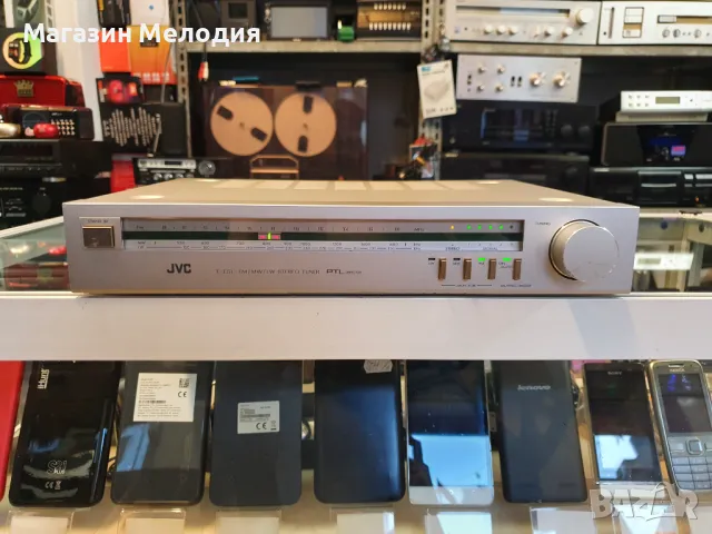 Тунер JVC T-E5L В отлично техническо и визуално състояние., снимка 1 - Декове - 47535652