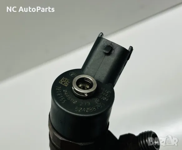 Дюза Инжектор за Iveco Ивеко Дейли 2.3 дизел 0445110273 504088755 Bosch 2007, снимка 2 - Части - 49706754