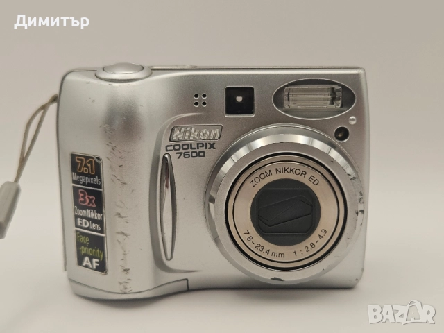 Nikon Coolpix 7600 дигитален фотоапарат камера digital camera 7.1 mega pixels 3x zoom, снимка 2 - Камери - 52096023