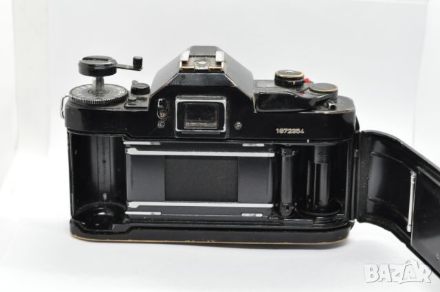 Фотоапарат Canon A-1 с обектив, снимка 9 - Фотоапарати - 46385420