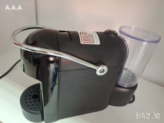 Машина за капсули Lavazza A Modio Mio Jolie 1250W 10bar, снимка 2 - Кафемашини - 52942886