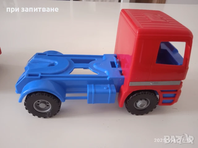 2 бр. камиони, големи, с дефекти, снимка 5 - Коли, камиони, мотори, писти - 50928320