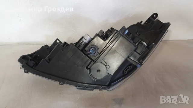 Оригинален десен фар за Toyota Yaris / Тойота Ярис  (2017-2020), снимка 10 - Части - 49660064