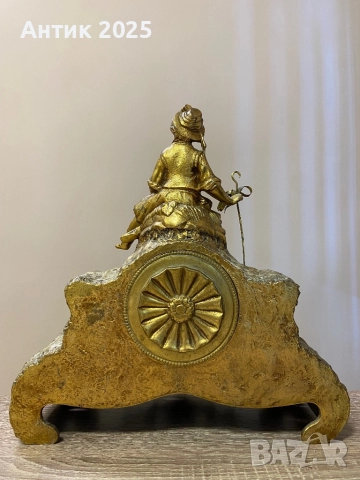 Старинен бронзов часовник с порцеланови вложки, снимка 4 - Антикварни и старинни предмети - 52501667