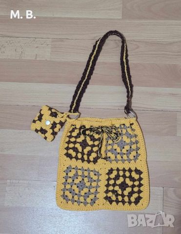 Дамски ръчно плетени чанти, снимка 2 - Чанти - 46410630