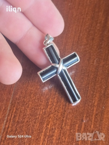 Сребърна висулка. Цена 23,99лв. За Севлиево безплатна доставка.