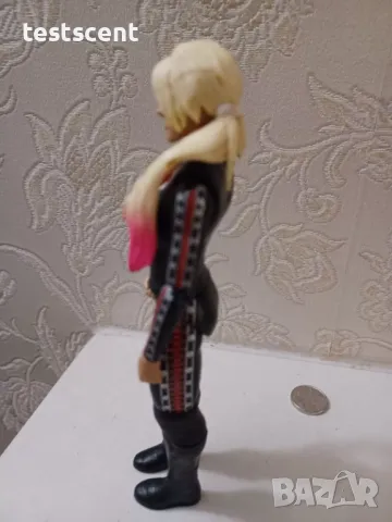 Екшън фигура WWE Alexa Bliss Lexi Kaufman Алекса Блис basic, снимка 4 - Фигурки - 48791785