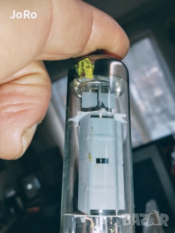 Три  броя радиолампи- EL84 RFT две и една 6п14п ЕВ, снимка 3 - Ресийвъри, усилватели, смесителни пултове - 53377891