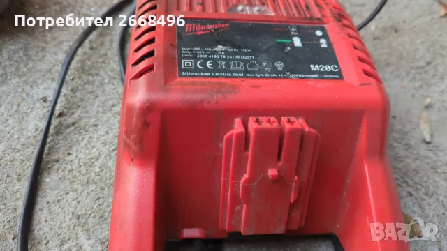 Milwaukee m28 акумулаторен перфоратор , снимка 6 - Бормашини - 49259656