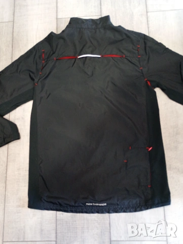 New Balance мъжко тънко яке тип ветровка размер M, снимка 2 - Спортни дрехи, екипи - 53960736