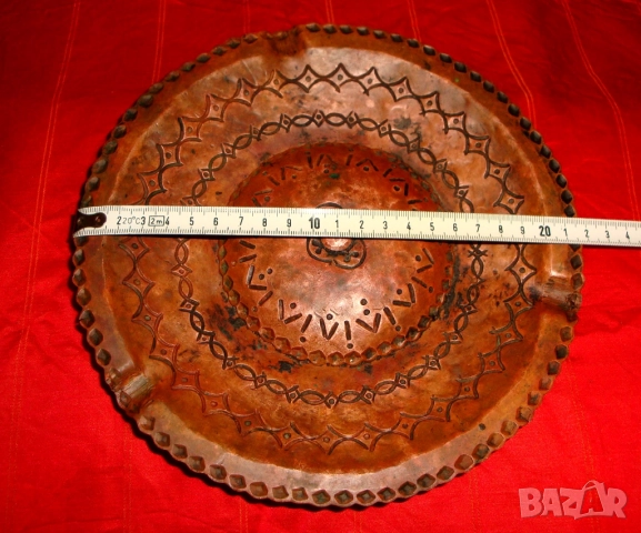 Винтидж кован, масивен, меден пепелник 100 год, снимка 7 - Антикварни и старинни предмети - 52802261