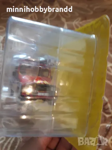 UMM Alter Turbo D  4x4 Peugeot J 7  Renault Master 1.43 Scale top top top  Models Hachette  , снимка 2 - Колекции - 50301076