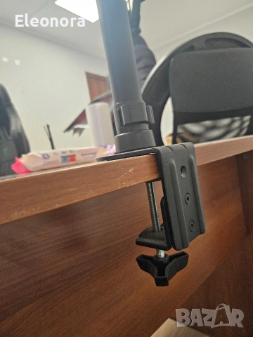 Стойка за 4бр. монитора, снимка 3 - Стойки, 3D очила, аксесоари - 53870958