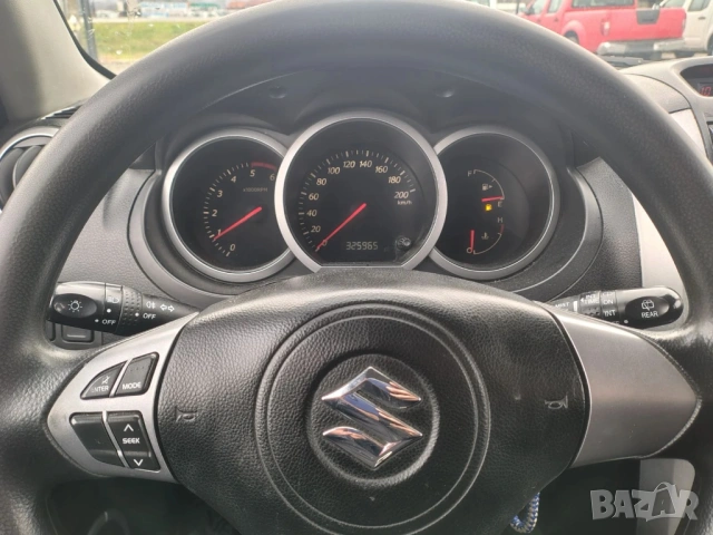 Suzuki Grand Vitara 2006, снимка 11 - Автомобили и джипове - 53825208