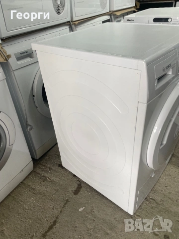 Bosch Serie 4 сушилня термопомпа , снимка 3 - Сушилни - 54192375