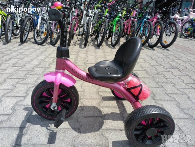 BYOX Триколка Cavalier Lux розов, снимка 3 - Детски велосипеди, триколки и коли - 53564225