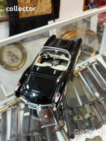 Метална количка Burago - Chevrolet Corvette. №7646, снимка 3 - Антикварни и старинни предмети - 52562352