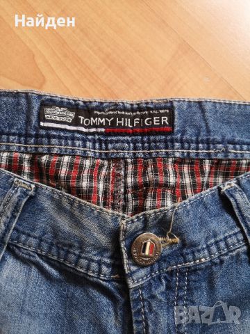 Мъжки къси панталони Tommy Hilfiger, размер S, снимка 4 - Къси панталони - 45525807