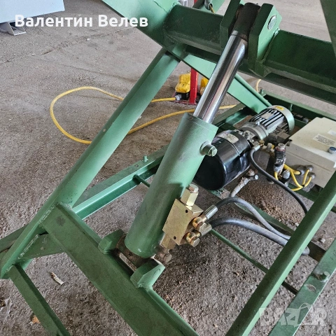 хидравлична рампа дължина 2000мм.ширина 800мм.височина 1150мм.тонаж 1500 кг., снимка 4 - Други машини и части - 53784541