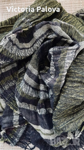 Оригинален шал HUGO ( Hugo Boss) лен/ вискоза, oversize , снимка 9 - Шалове - 53255114