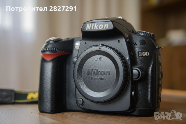 Nikon D90 тяло + грип