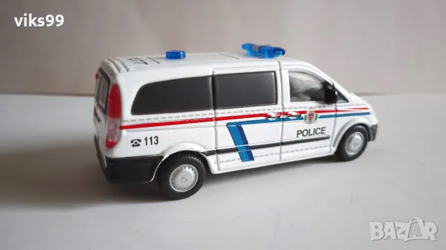 Bburago MERCEDES-BENZ VITO POLICE - Мащаб 1:50, снимка 5 - Колекции - 49235126